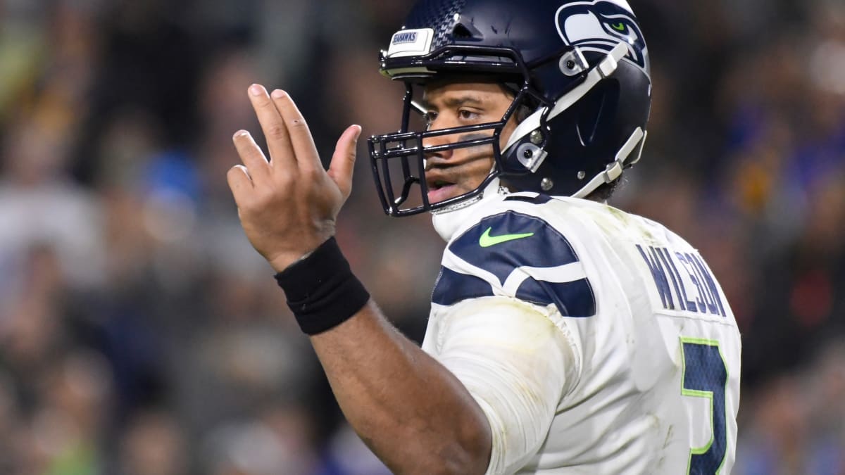 Russell Wilson: Seahawks QB frustrated about protection - Sports Illustrated