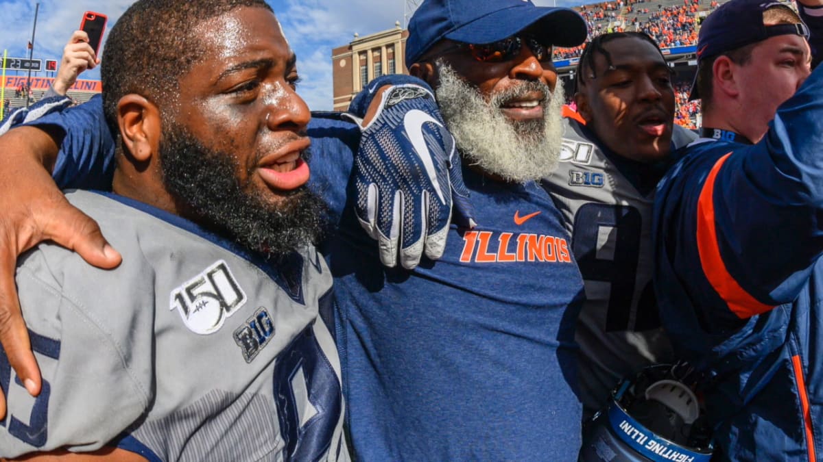 Illini Coach Lovie Smith says he encourages players to be