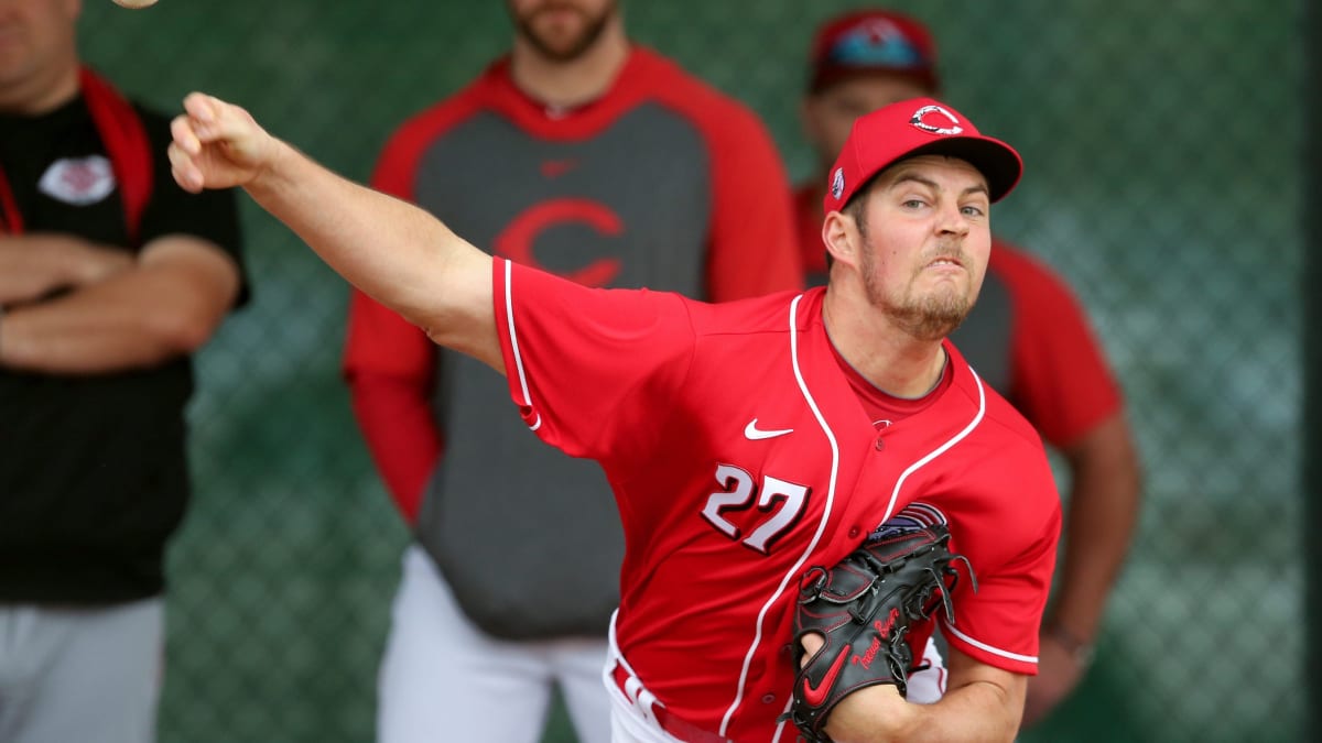 MLB roundup: Trevor Bauer fans 11 in Reds home debut, beats Cubs 5