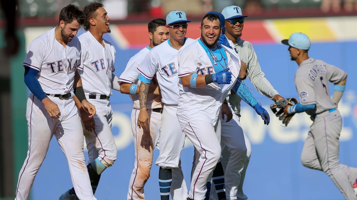 Behind powerful last words, Rangers catcher Jose Trevino kept his