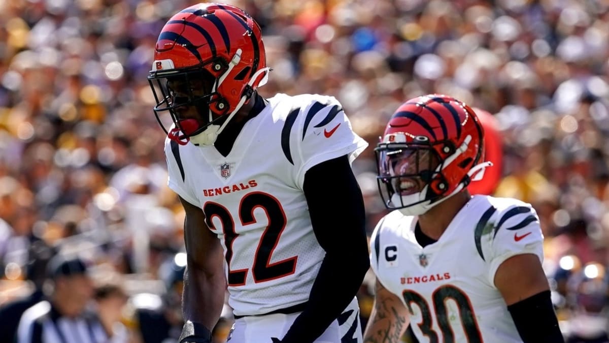 Cincinnati Bengals head coach Zac Taylor Praises Eli Apple: 'He's Done Some  Really Good Things for Us This Year' - Sports Illustrated Cincinnati Bengals  News, Analysis and More