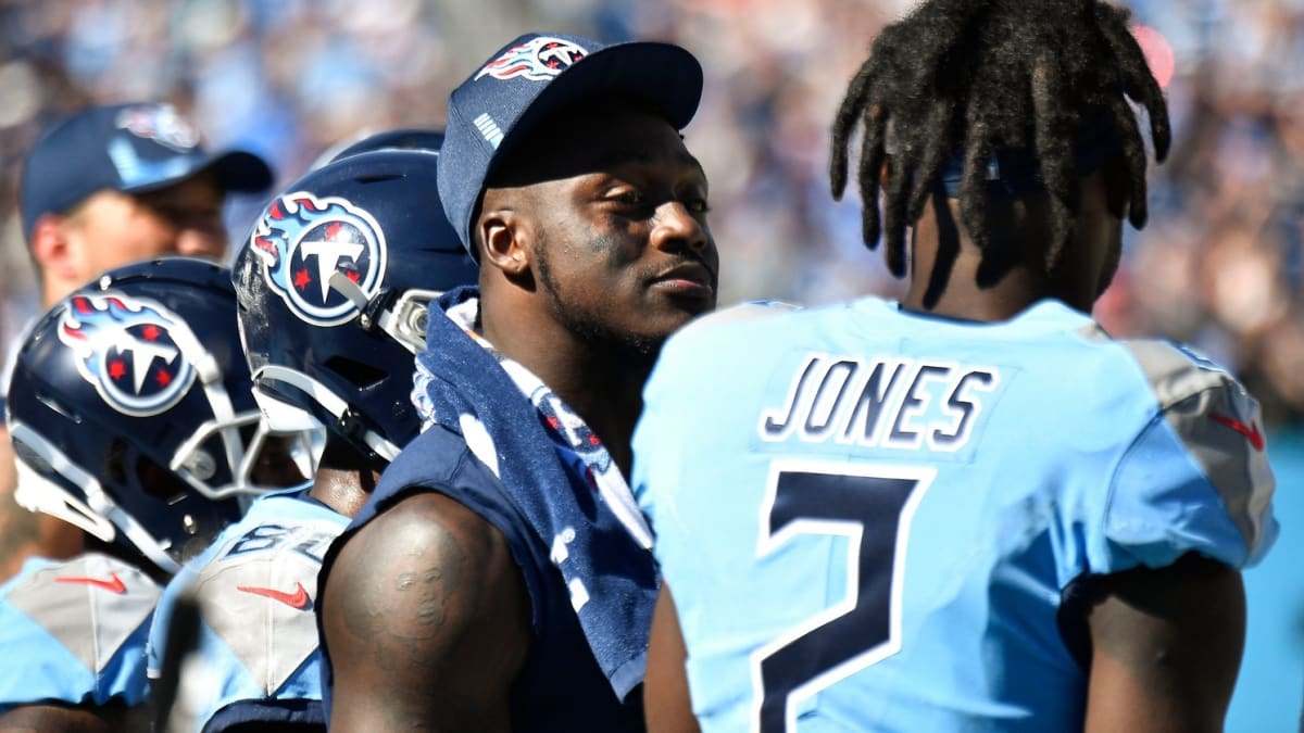 Jayon Brown and Larrell Murchison of the Tennessee Titans combine