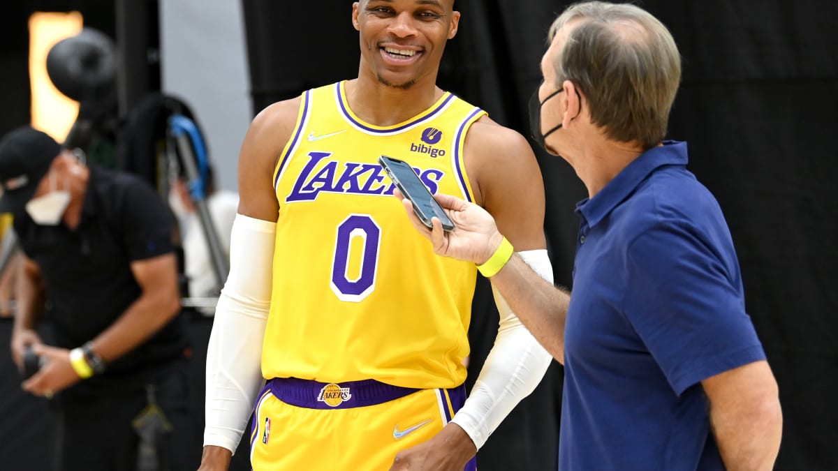 Lakers News: Hall Of Fame LA Big Man's Finals-Worn Merch Fetches Huge  Auction Haul - All Lakers