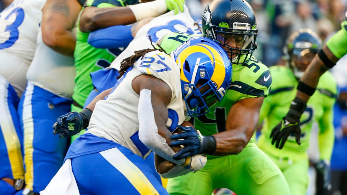 Dirty Play!' Seattle Seahawks Geno Smith Rips New York Giants After 24-3  Blowout Win - Sports Illustrated Seattle Seahawks News, Analysis and More