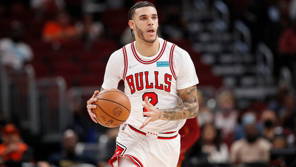 Bulls' Lonzo Ball May Need Third Knee Surgery, per Report - Sports