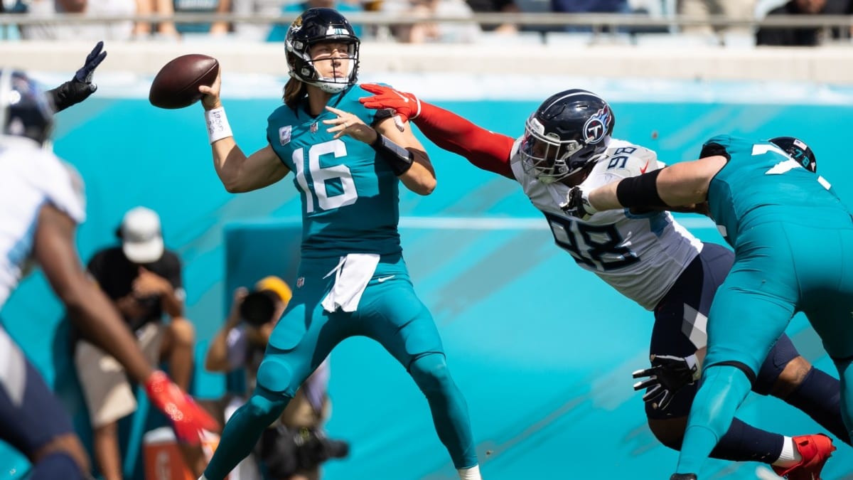 Jacksonville Jaguars 23, Miami Dolphins 20: Jaguars Break 20-Game Losing  Streak in Last Second Thriller In London - Sports Illustrated Jacksonville  Jaguars News, Analysis and More