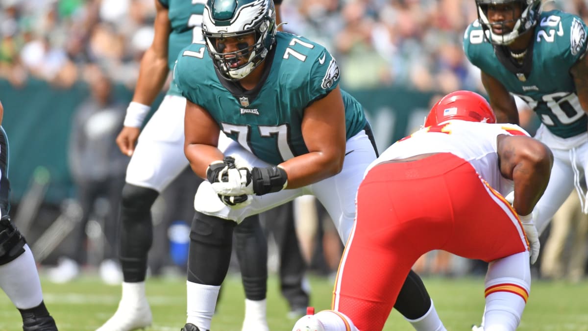 Eagles Iron Man Closing in 100th Straight Start - Sports Illustrated  Philadelphia Eagles News, Analysis and More