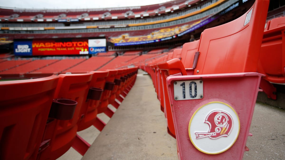 WFT's explanation for Sean Taylor jersey retirement timing doesn't make  sense