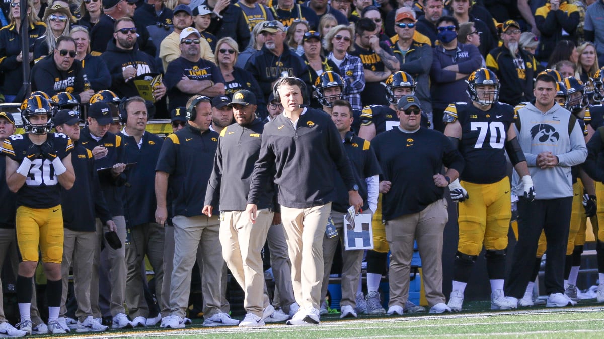 Here's how Brian Ferentz plans to improve Iowa's offense in 2022