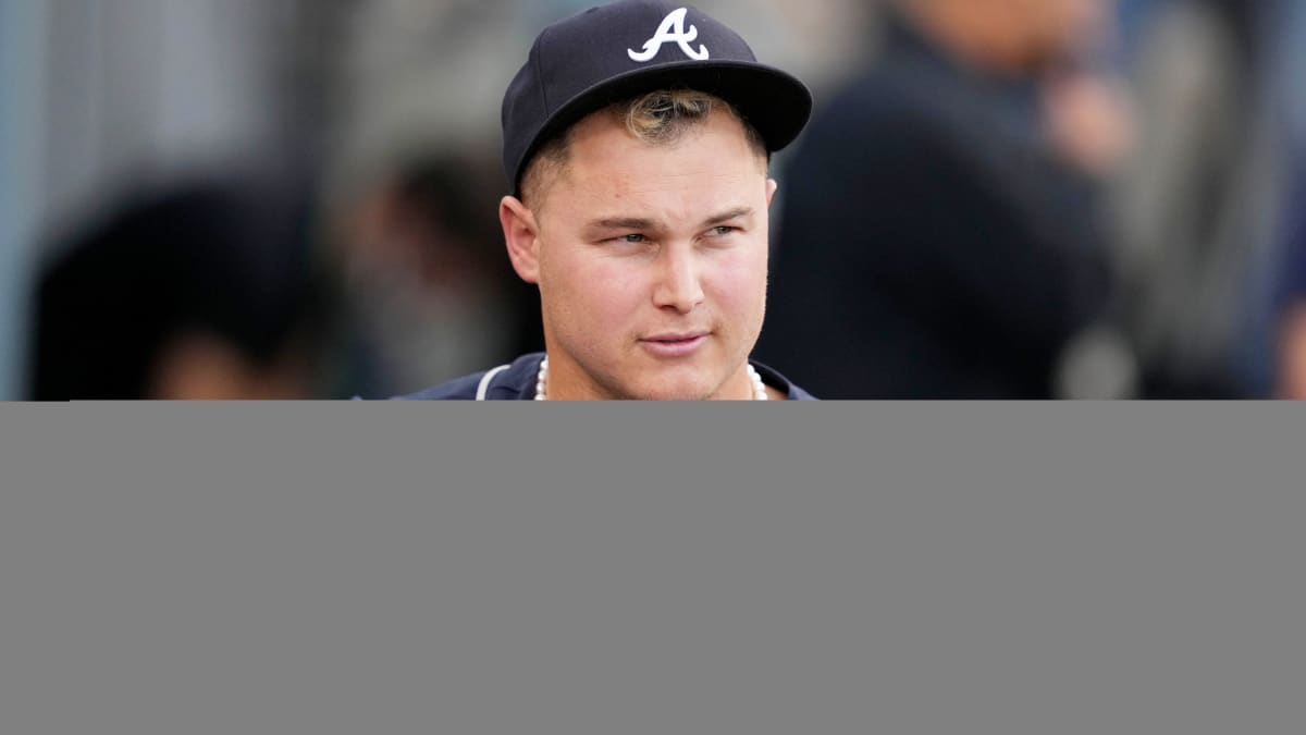 Joc Pederson pearls: Braves outfielder's necklace origin story - Sports  Illustrated