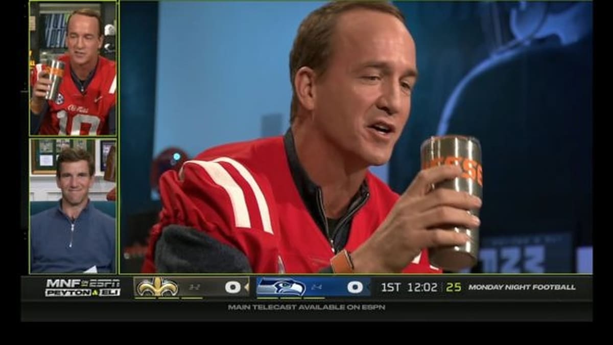 Peyton Manning wears brother Eli's Ole Miss jersey on Manningcast