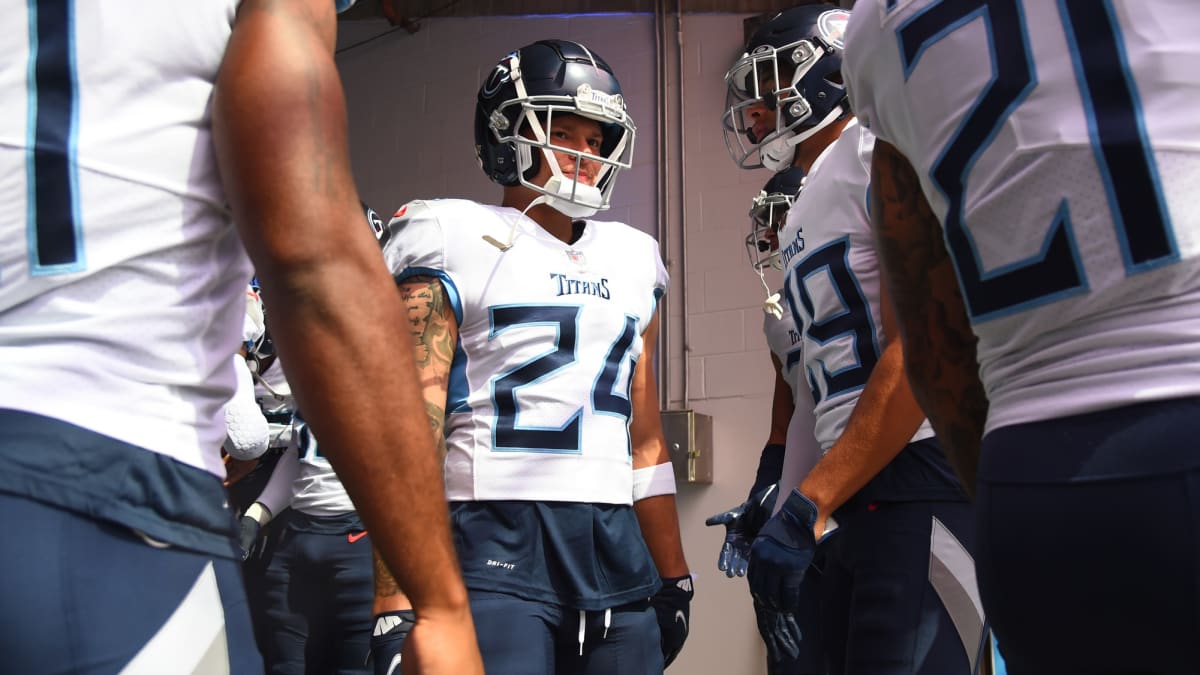 Tennessee Titans cornerback Elijah Molden (24) against the