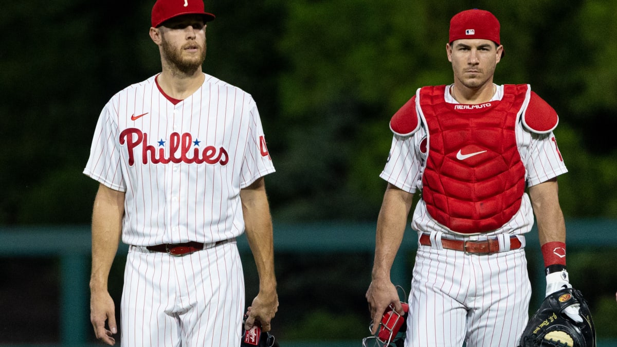 Philadelphia Phillies Catcher J.T. Realmuto Wins Second Career Gold Glove  Award - Sports Illustrated Inside The Phillies