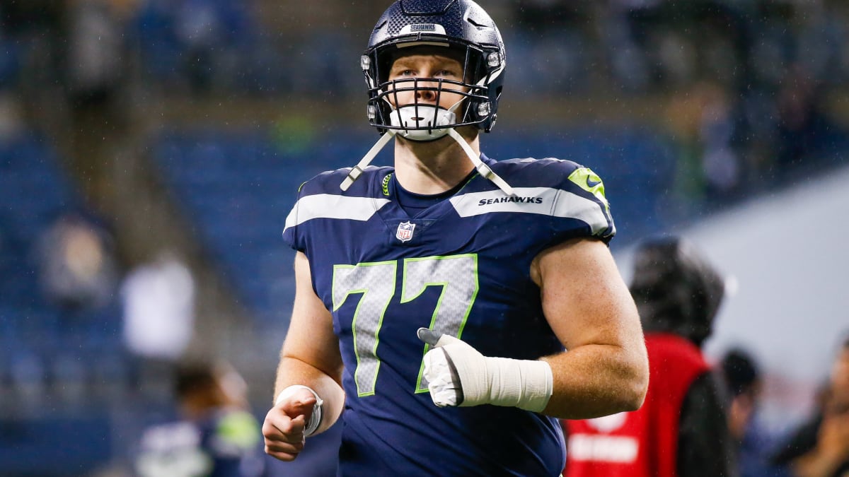 ESPN says Seahawks should try to re-sign former C Ethan Pocic