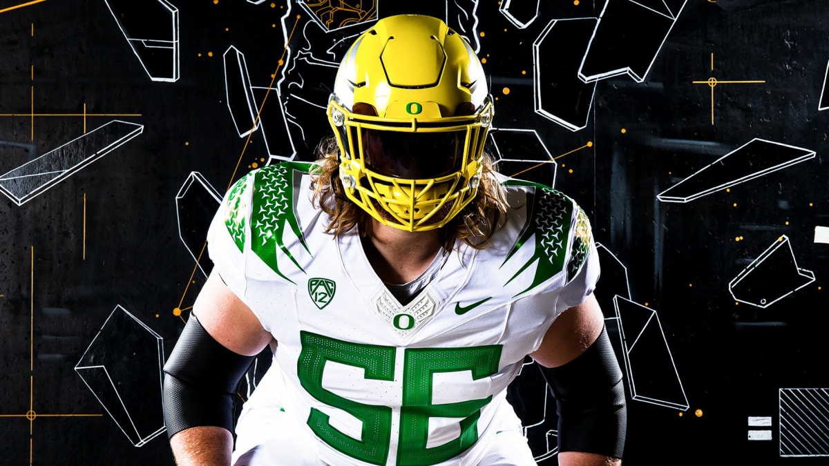 Oregon Football Releases New Uniforms for 2021 Season - Sports Illustrated  Oregon Ducks News, Analysis and More