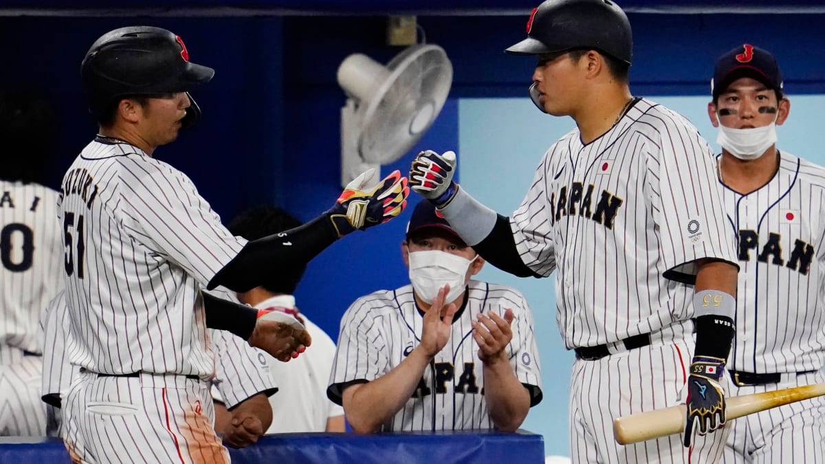 Report: Chicago Cubs Sign Japanese Phenom Seiya Suzuki in MLB Free Agency -  Sports Illustrated Inside The Phillies