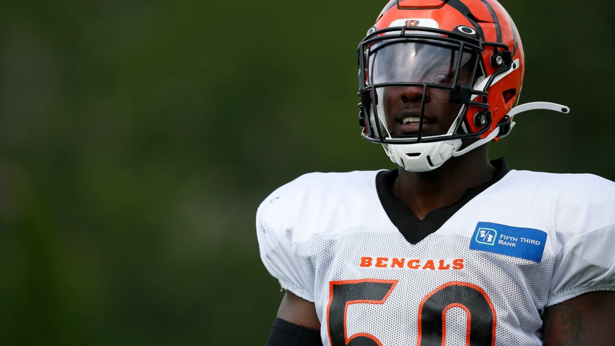 Cincinnati Bengals linebacker Akeem Davis-Gaither (59) in action during an  NFL football game against the Minnesota Vikings, Sunday, Sept. 12, 2021, in  Cincinnati. (AP Photo/Emilee Chinn Stock Photo - Alamy