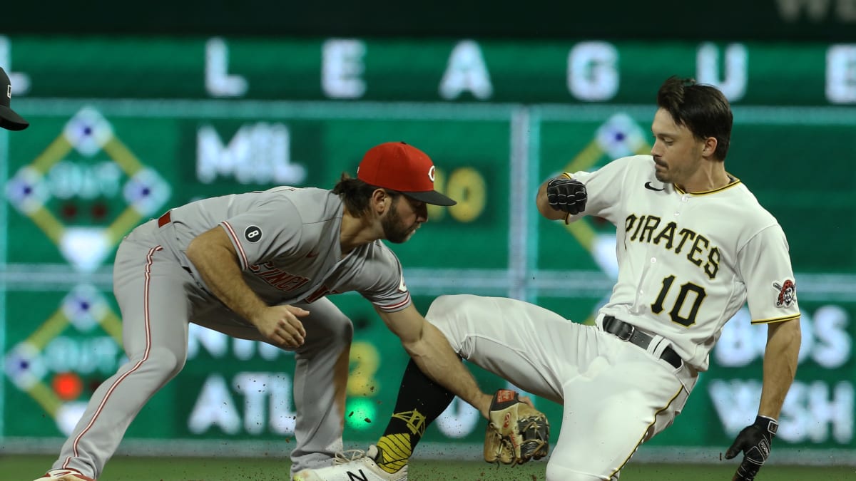 A.J. Minter Credits Braves Bullpen's 'Heart and Nuts' in Comeback Win Over  Phillies - Sports Illustrated