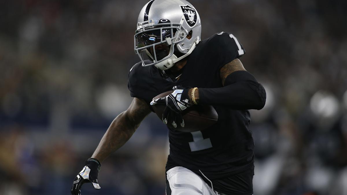 Electric' DeSean Jackson helps open up Raiders' offense in win over Cowboys