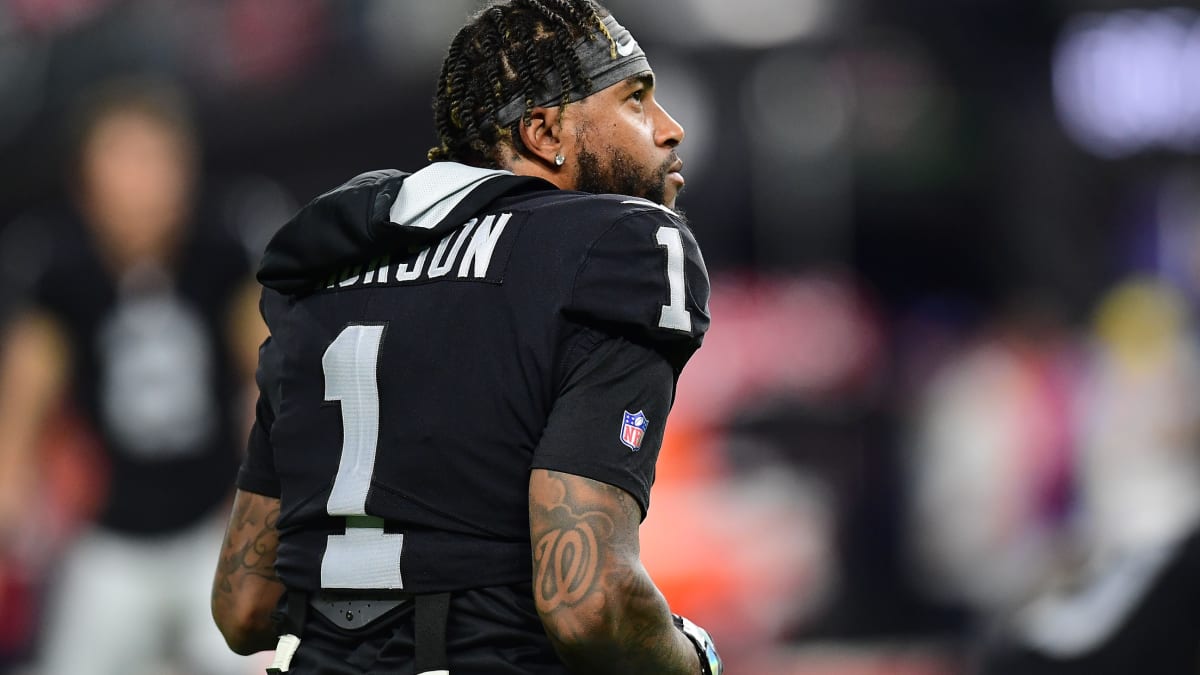 Electric' DeSean Jackson helps open up Raiders' offense in win