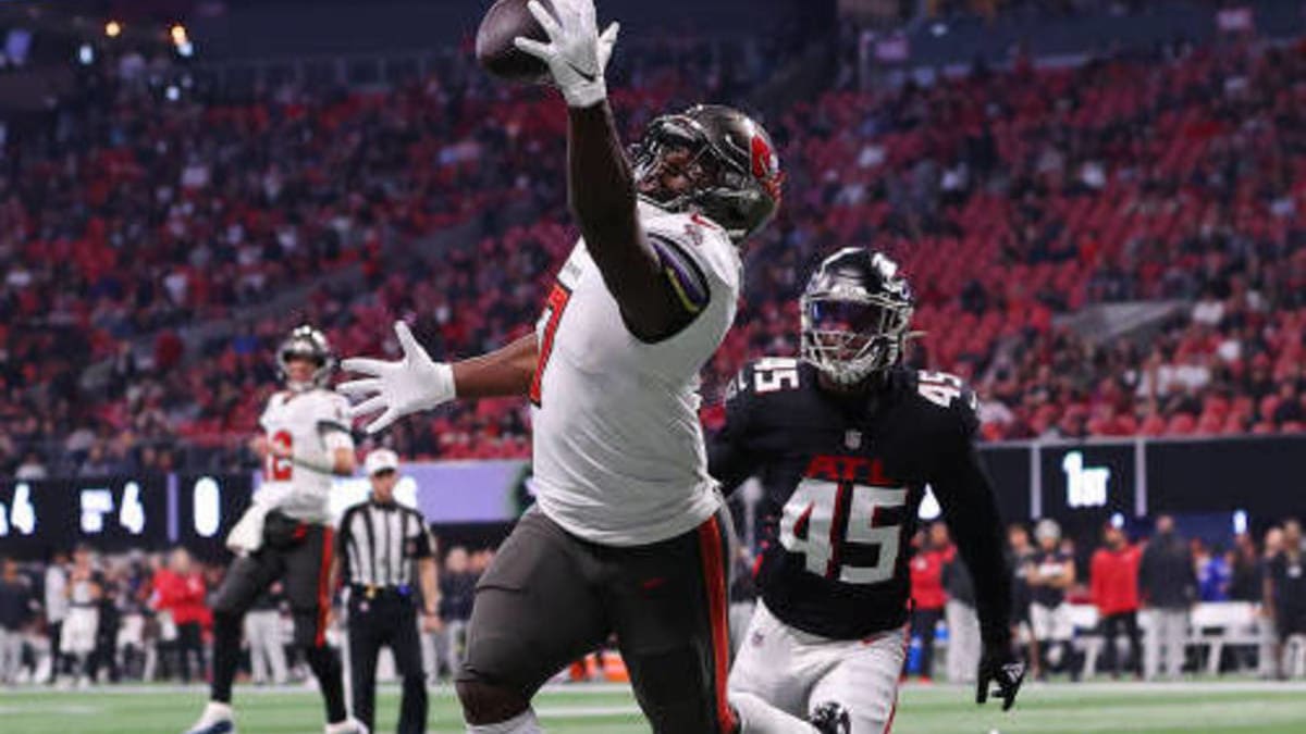 Falcons Re-Sign WR Darby, Place TE Hesse on IR in Practice Squad Moves, Arena