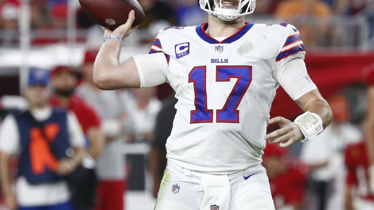 Bills' Josh Allen Day-to-Day with Foot Sprain After Suffering Injury vs.  Buccaneers, News, Scores, Highlights, Stats, and Rumors