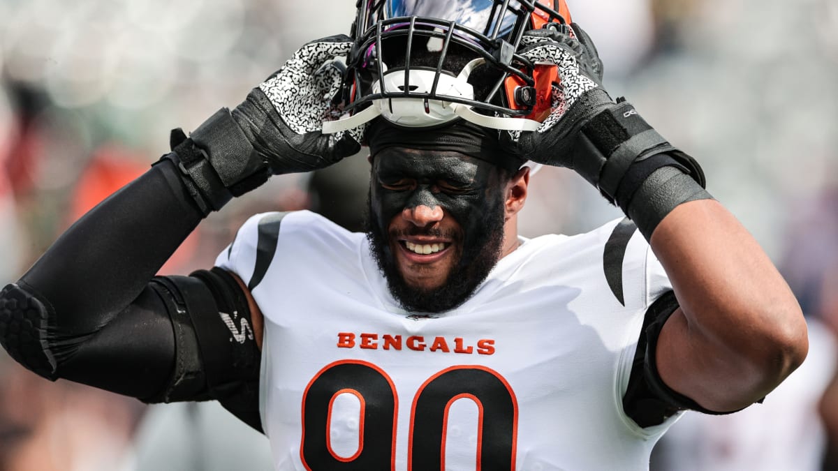 Cincinnati Bengals Khalid Kareem 90 Celebrates Editorial Stock Photo -  Stock Image