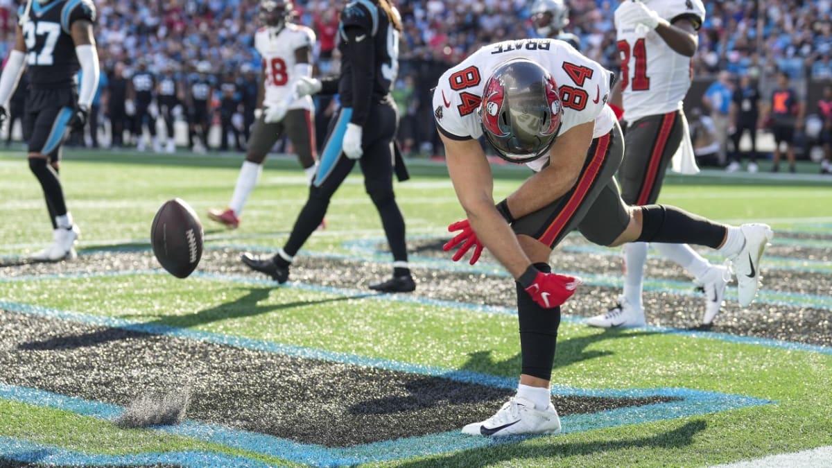 Bucs Blast Lions, Clinch First Playoff Berth Since 2007