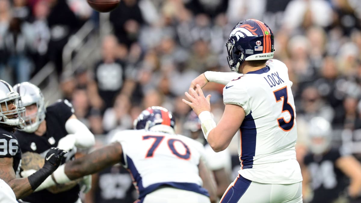 Denver Broncos Fall to Las Vegas Raiders, 17-16: Three Key Takeaways -  Sports Illustrated Mile High Huddle: Denver Broncos News, Analysis and More