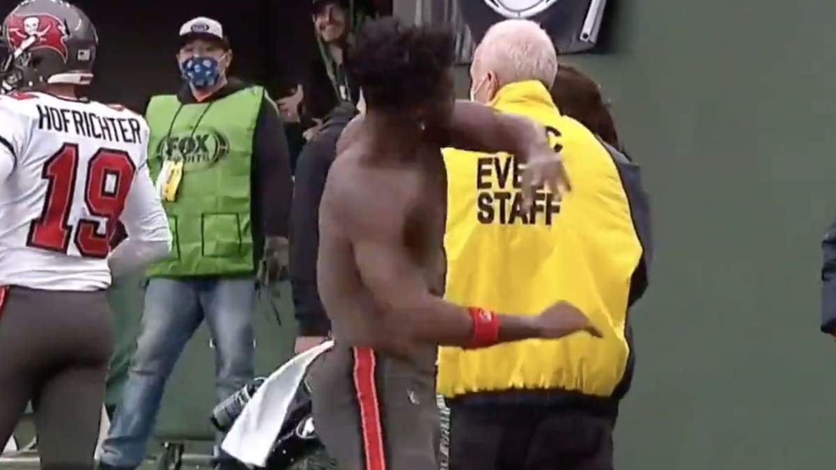 NFL's Antonio Brown Removes Jersey During Game Exit