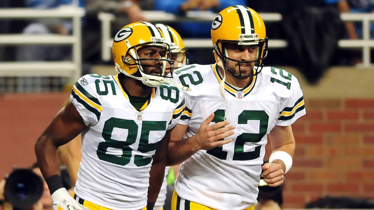 Greg Jennings' sister trashes Aaron Rodgers on Twitter