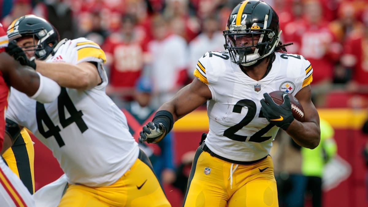 Pittsburgh Steelers RB Najee Harris Taking Honoring Franco Harris  Personally - Sports Illustrated Pittsburgh Steelers News, Analysis and More