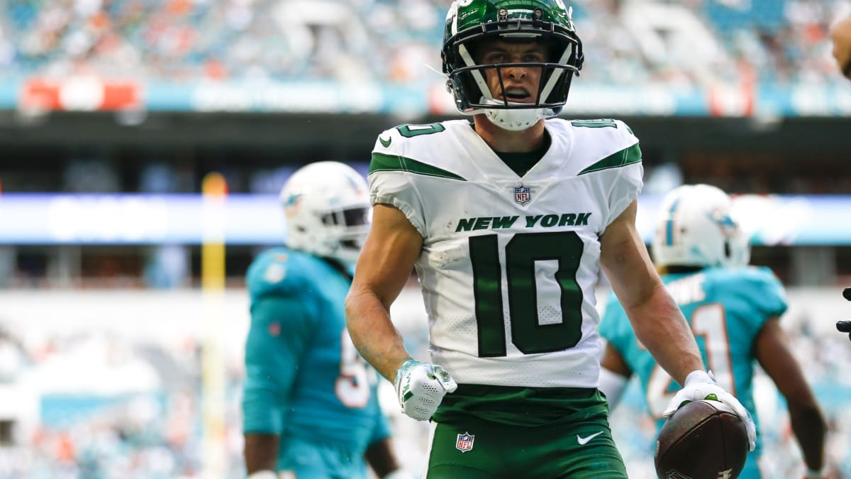 New York Jets WR Braxton Berrios makes tremendous TD grab at camp (Video)