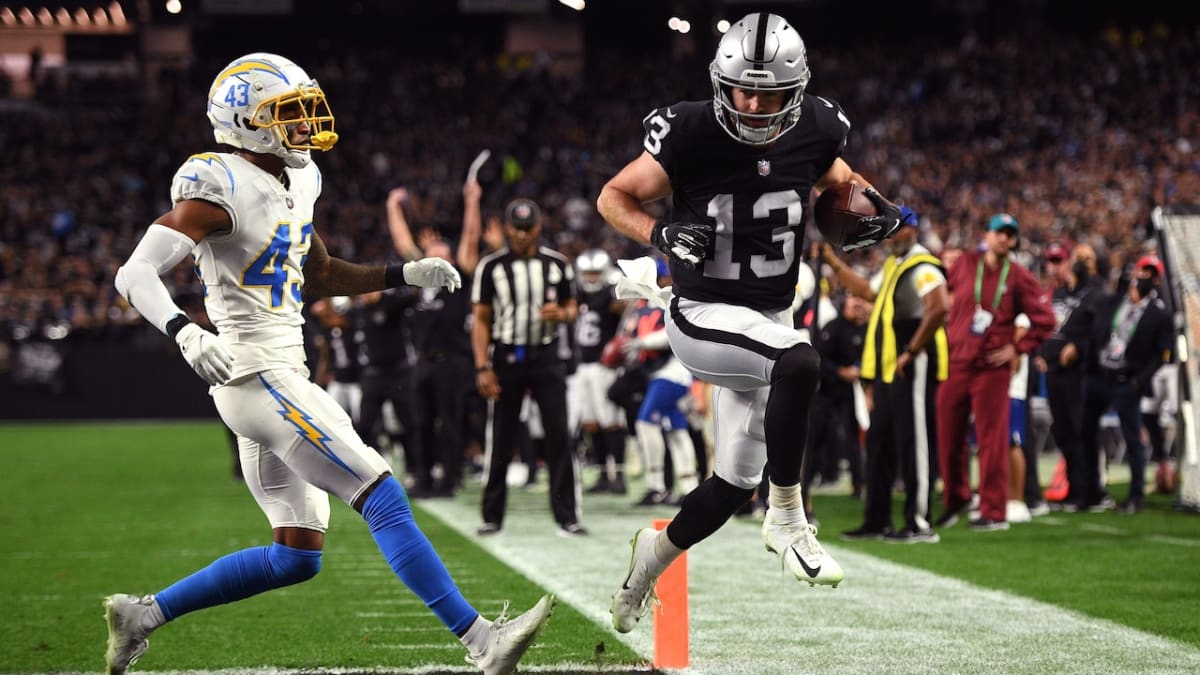 Former Clemson Star WR Hunter Renfrow Returns From IR for Raiders With  Greater Appreciation - Sports Illustrated Clemson Tigers News, Analysis and  More