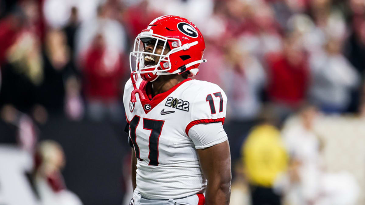 Nakobe Dean awaits next chapter in football career at 2022 NFL Draft, News