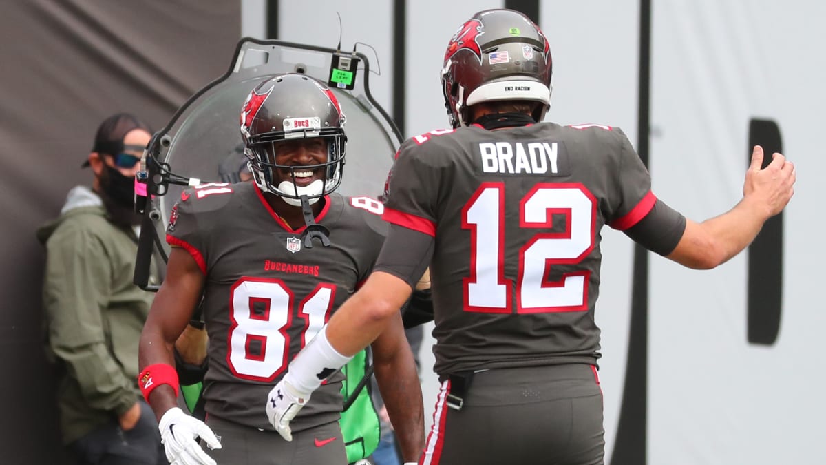 Antonio Brown Questions Tom Brady's Friendship After Release from Bucs