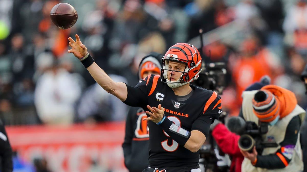 Video: Inadvertent Whistle Before Joe Burrow's TD Pass vs. Raiders