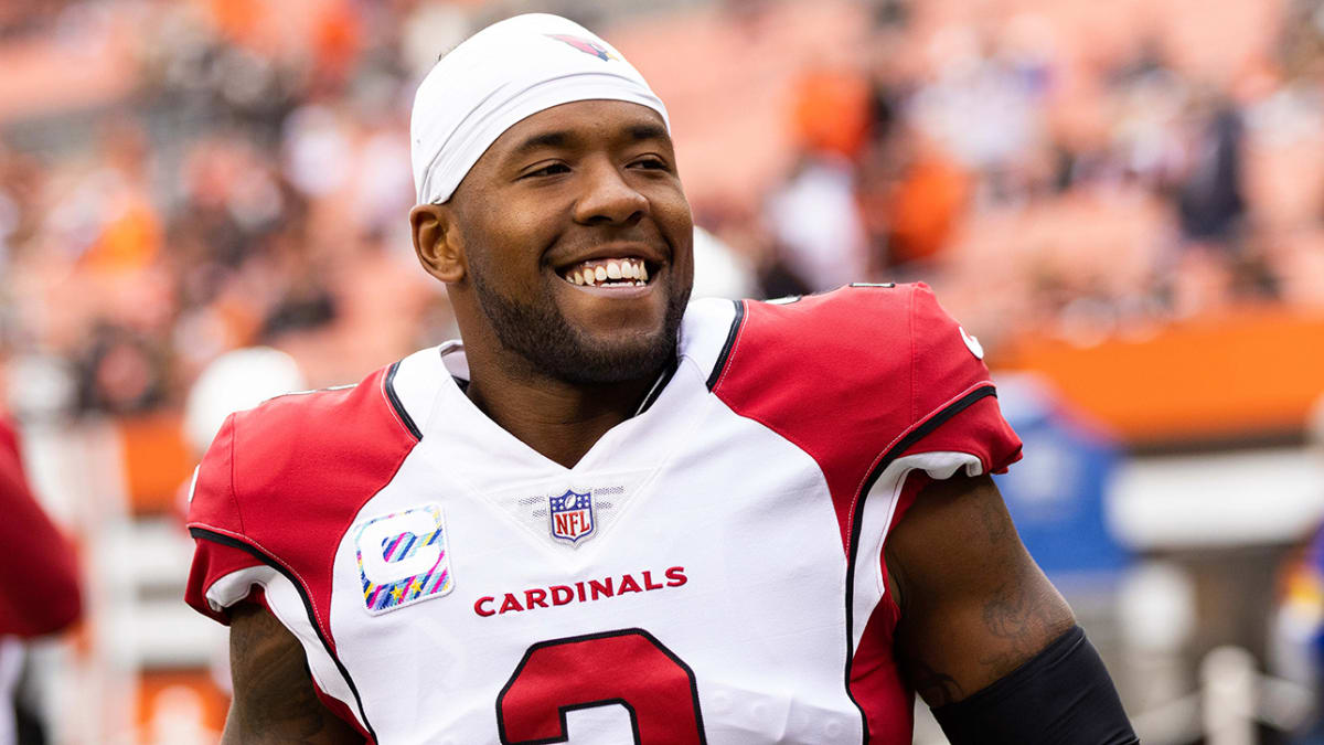 November 21, 2021: Arizona Cardinals safety Budda Baker (3) looks at his  opponents during warm up before a game between the Arizona Cardinals and  Seattle Seahawks at Lumen Field in Seattle, WA.