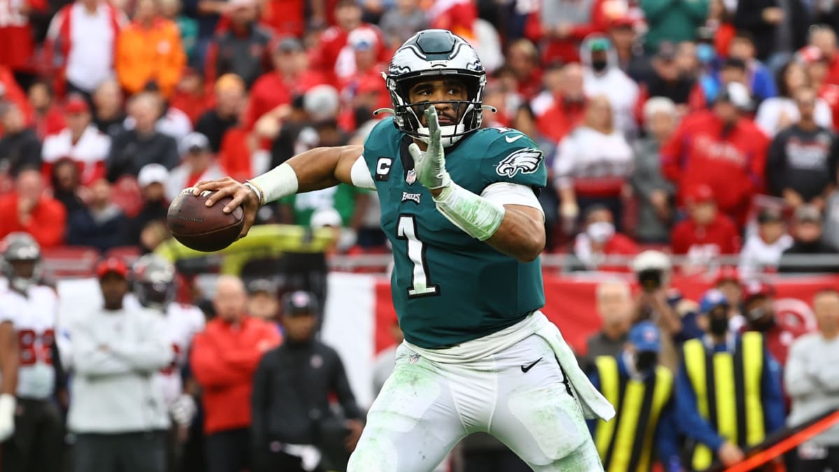 MNF Eagles vs Buccaneers Predictions, Odds, Props, Same Game