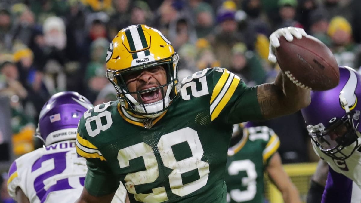 Packers unstoppable again at home