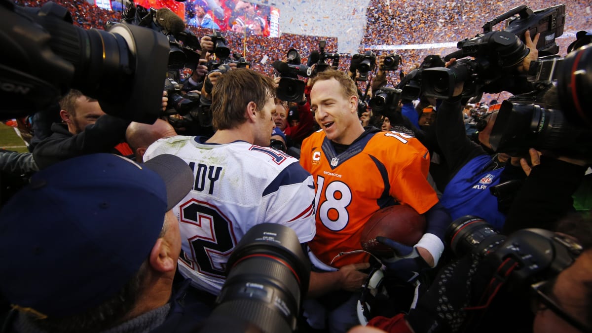 Broncos legend Peyton Manning celebrates Nuggets championship courtside