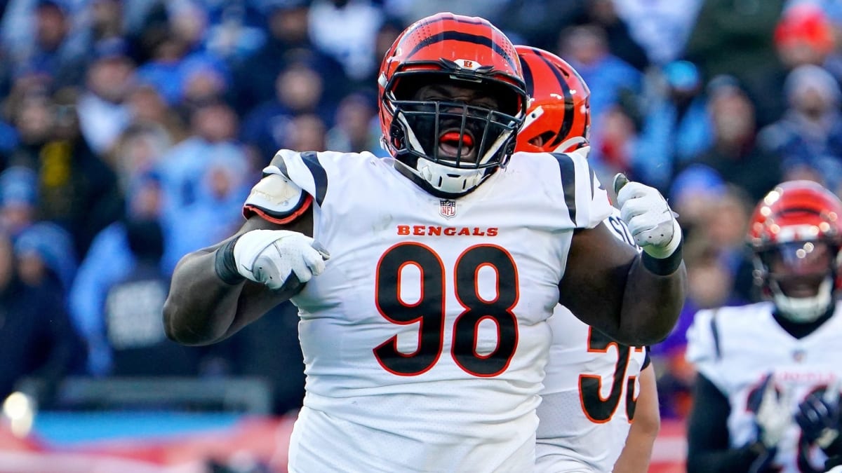 Richest deal for NT lures D.J. Reader from Texans to Bengals