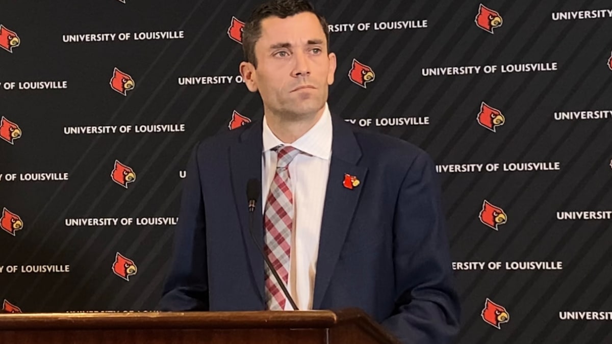 Louisville promotes Heird to full-time athletic director