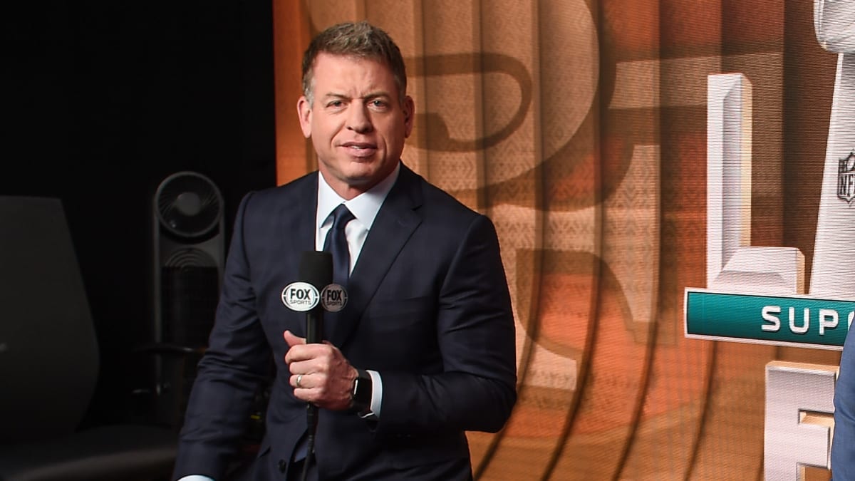 WATCH: Troy Aikman gives hilarious reaction to his Monday Night