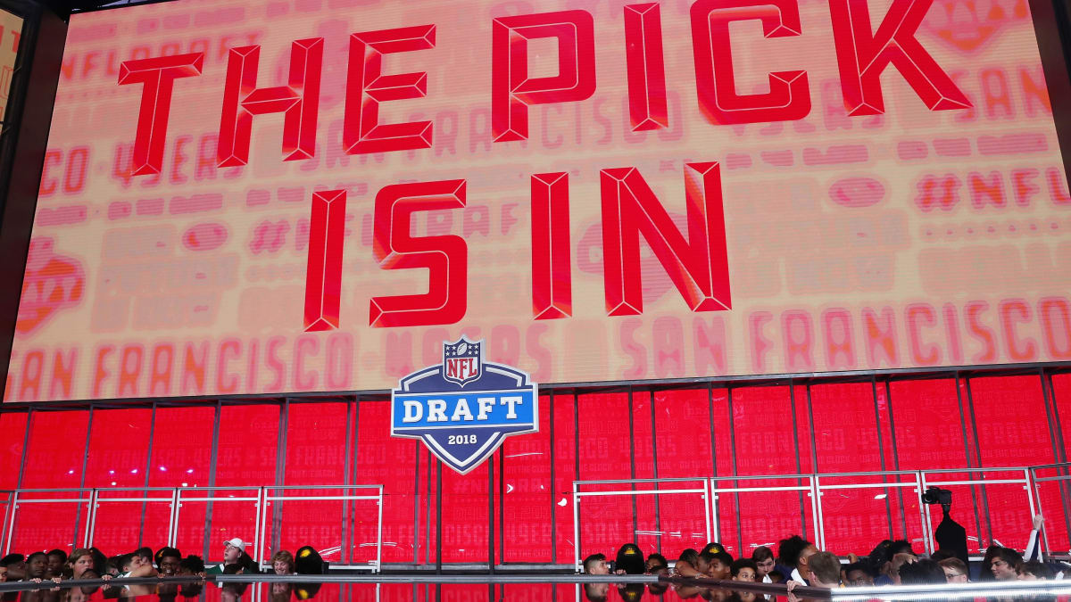 San Francisco 49ers - Visit 49ers.com/draft for complete coverage and join  the conversation using #49ersDraft