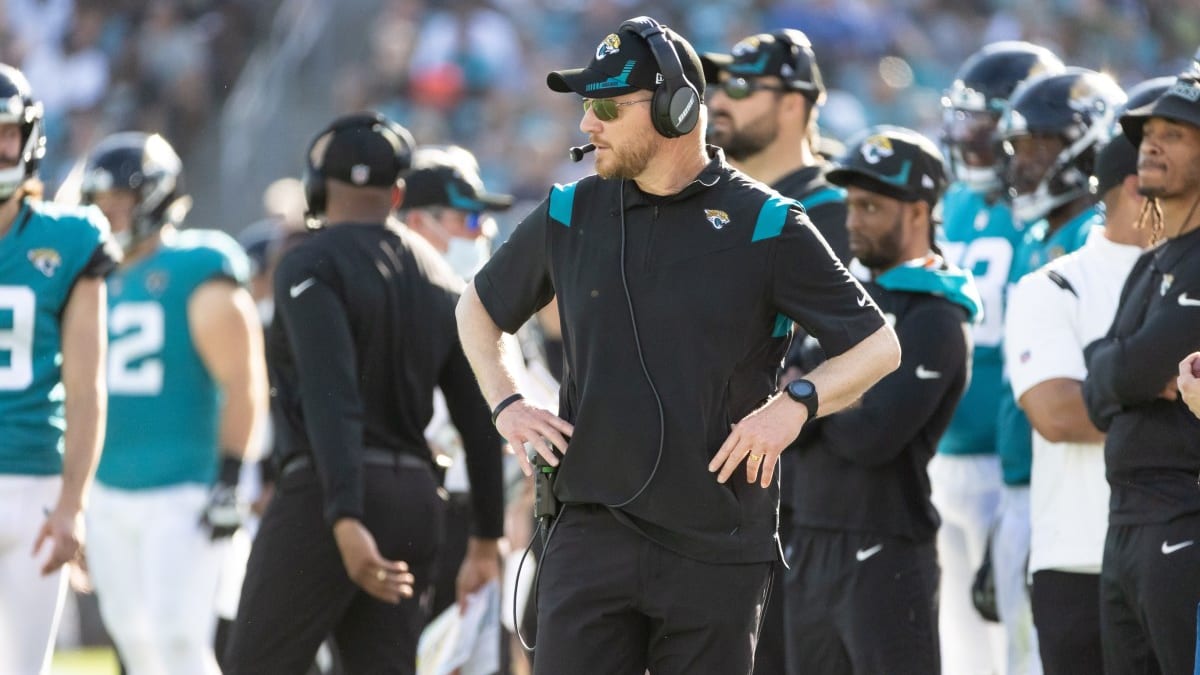 Miami Dolphins head coach Mike McDaniel set to add Darrell Bevell, Tyrone  McKenzie, and Chandler Henley to coaching staff - The Phinsider