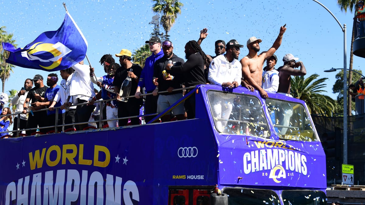 Los Angeles Rams Celebrate Championship Parade Wednesday in Los Angeles -  Sports Illustrated LA Rams News, Analysis and More