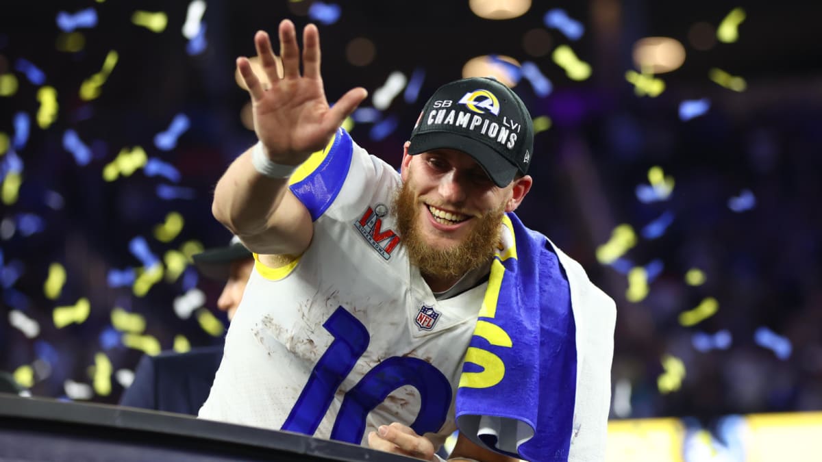 Cooper Kupp rocking the 8-24 Kobe jersey at the Rams parade 