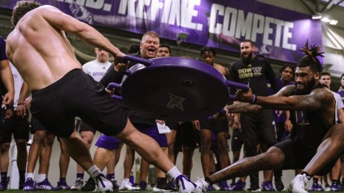 There's no growth in comfort': How Husky strength coach Ron McKeefery plans  to infuse competition and accountability into UW's weight room