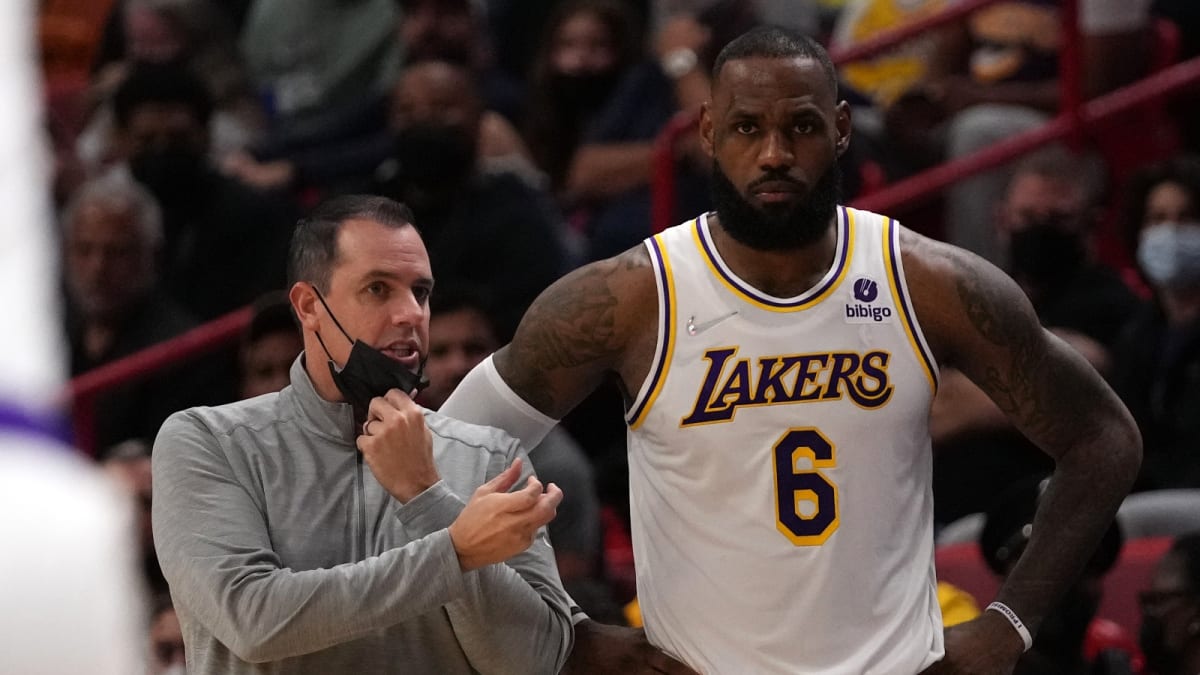 Can exhausted LeBron, Anthony Davis get to Lakers' finish line